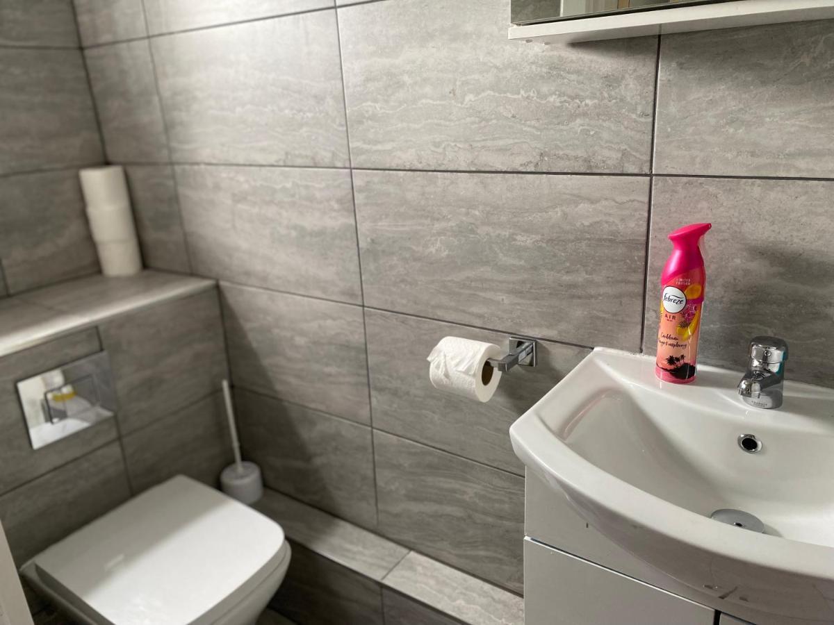 Limpenny Garden Flat Apartment นอตติงแฮม ภายนอก รูปภาพ
